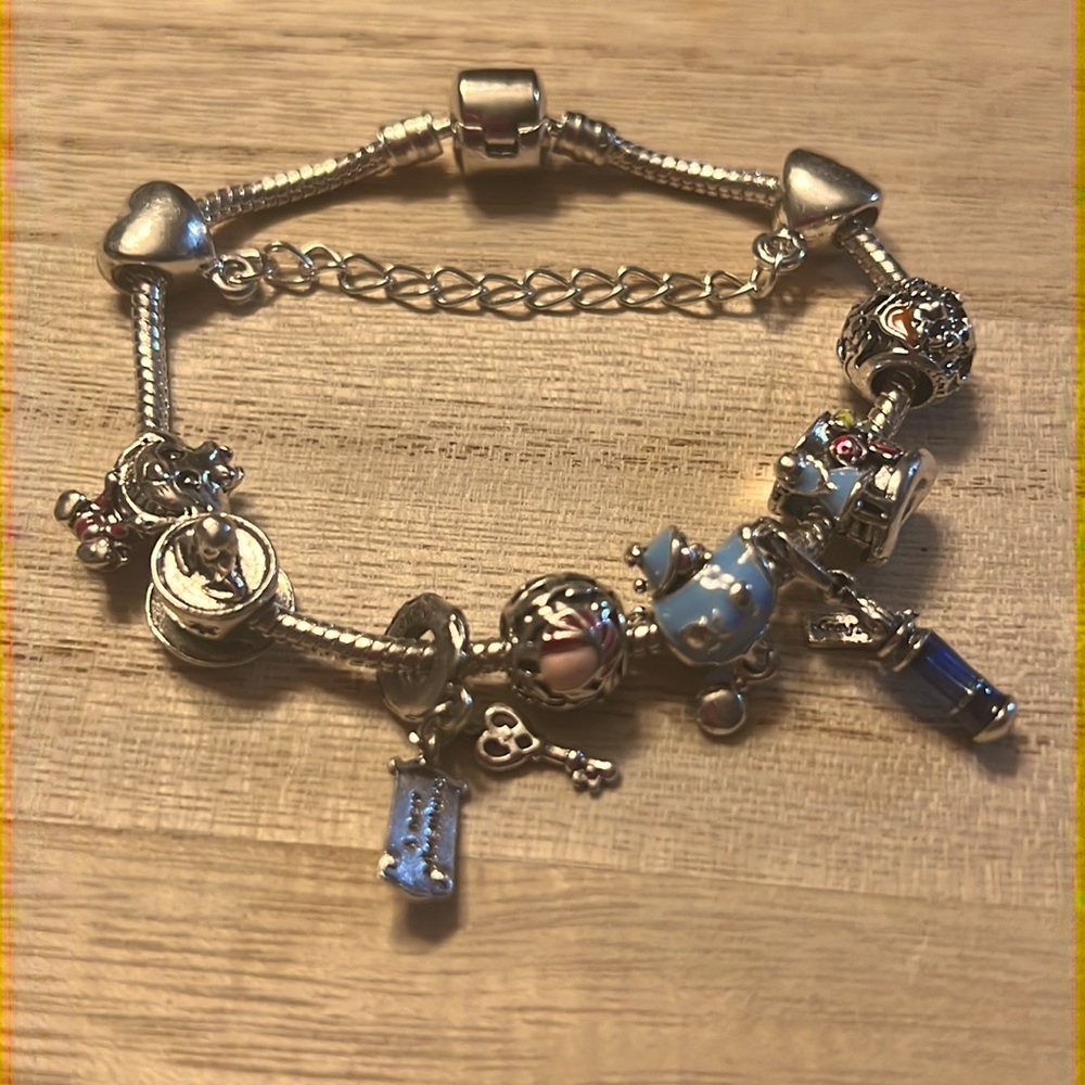 Alice in Wonderland Charm Bracelet - Picture 2 of 7